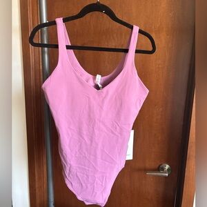 NWT lululeamon SZ 12 pink Align bodysuit